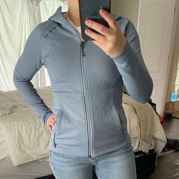 Peak Performance Blue Zip Up Jacket - Picture 2 of 10